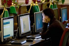 За действия ЕС перед Путиным извинились 3,5 тыс. европейцев