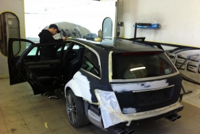 Mercedes C63 AMG Black Series  в стиле  MB Petronas F1 Team