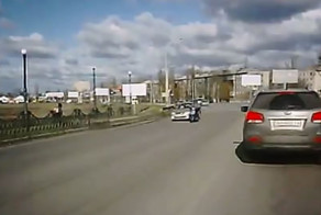 Чуть-чуть упал