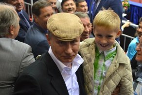 В Челябинске 7-летний мальчик пробрался к Путину