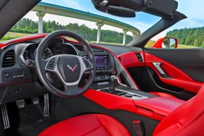 Возвращаемся в май вместе с таргой Chevrolet Corvette С7