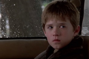 Помните малыша из фильма «Шестое чувство»?