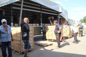 ГРУЗ ВТОРОГО ГУМАНИТАРНОГО КОНВОЯ ДОСТАВЛЕН В ЛУГАНСК