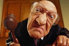 Необычные иски людей к крупным компаниям