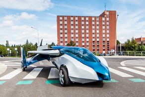 Будущее уже наступило: летающий автомобиль