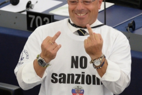 Тем временем, итальянцы на заседании европарламента