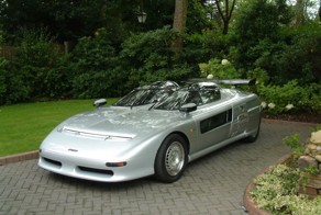 Уникальный спорткар - Italdesign Aztec