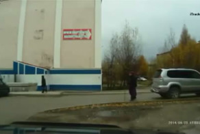Наехала на бабушку