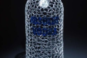 Художник-стеклодув Роберт Микелсен