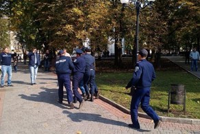 В тоталитарной России "марш Мира" прошёл, на Украине - разогнан