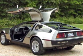 DeLorean DMC-12