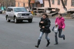 Почему детей нужно учить правилам дорожного движения