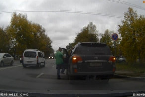 На остановке нет Тойоты