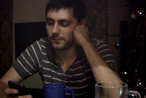 Насколько сложно отправить СМС с признанием в любви и предложением?!