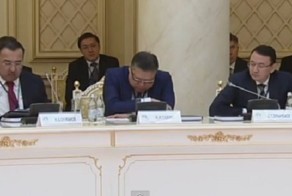 Союз мусульман Казахстана попросили Путина забрать мобильный у Лаврова