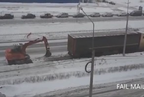 Экскаватор - лучший друг человека