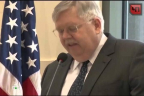 Российская оппозиция потянулась на поклон к новому послу США
