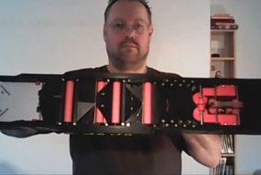 Пушка, стреляющая бумажными самолетиками