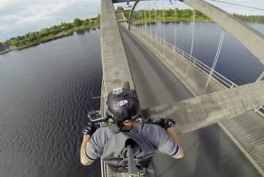 Трюк из GTA повторили в реальности