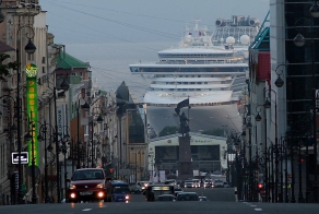 Восток, Дальний