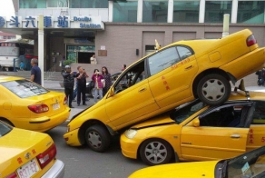 Курьезные аварии