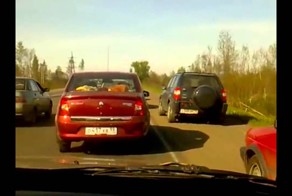 Тормозит обочечников