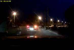 Любитель проезжать трамвайные пути с ускорением