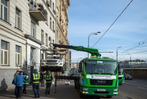 Спасти рядового автомобилиста от московского эвакуатора