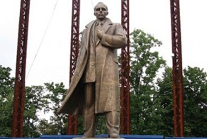  Поляки вышли на улицы с протестами против прославления Бандеры