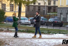 Несколько оригинальных способов взять у незнакомой девушки номер телефона