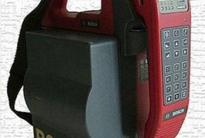 Первые мобильные телефоны 80-90-е годы