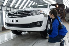Как делают Тойоты в Казахстане