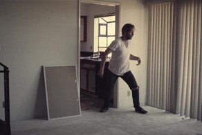 Разлетелись