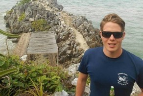 Бесплатная кругосветка для Элизабет Галлагер 