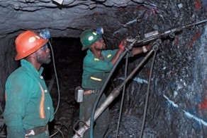 ЮАР отказалась работать с Украиной