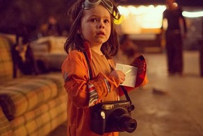 Парню только 4 года, а он уже крутой фотограф
