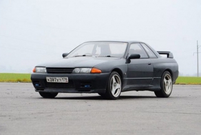 Nissan GT-R R32 - высокотехнологичная ракета