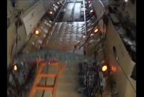 Наш десантник снял собственный прыжок с парашютом во время учений в Сербии