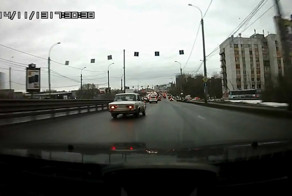 Сразу во второй ряд