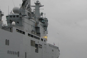 Первый «Мистраль» в международной системе AIS перешёл под флаг России