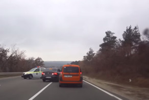 Как ездят молдавские чиновники