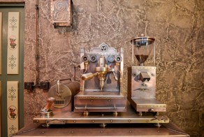 Кофемашина в стиле стимпанк