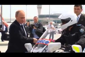 Путин покидает австралийский саммит двадцатки. Учитесь!