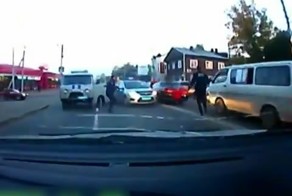 В Иркутске погоня полиции за Toyota Mark II 