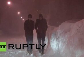 Американцев приучают к снегу