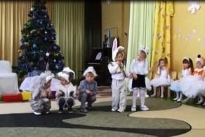 Мальчики-зайчики развеселили и очаровали зал