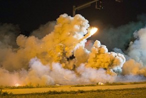 В Фергюсоне в ходе акций протеста сожжены десятки зданий