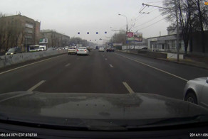 Перестроился не глядя
