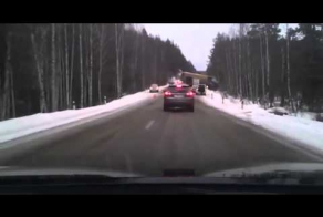 В Свердловской области произошла авария с участием 15 автомобилей.