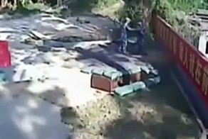 В Китае инструктор спас нерадивого новобранца от взрыва неудачно кинутой гранаты